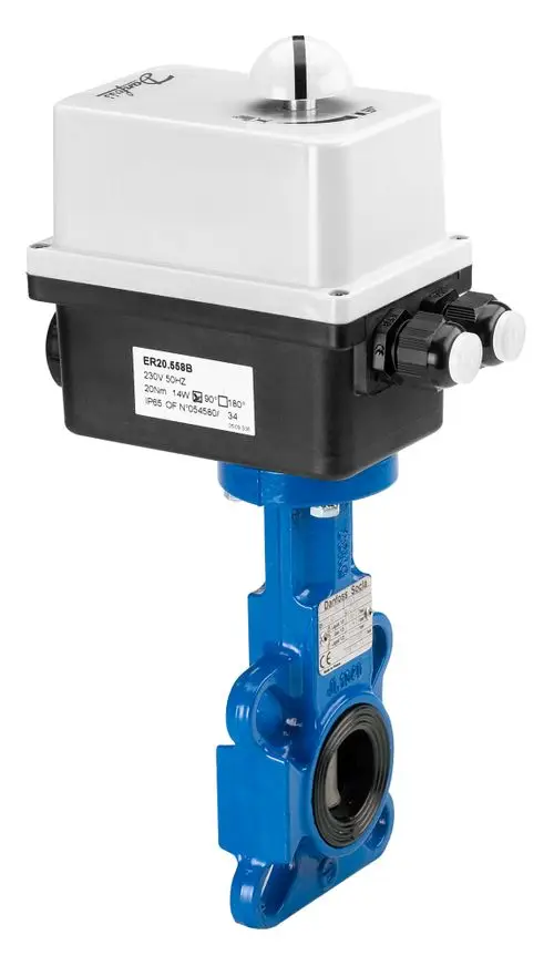 Danfoss Ventilantrieb mit schwarzem Gehäuse und blauer Absperrklappe, ausgestattet mit elektrischen Anschlüssen und Betriebsinformationen auf der Seite.